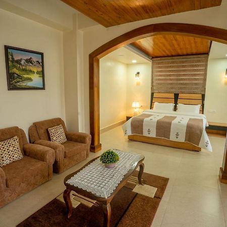 East Land Bed & Breakfast Σιλόνγκ Εξωτερικό φωτογραφία