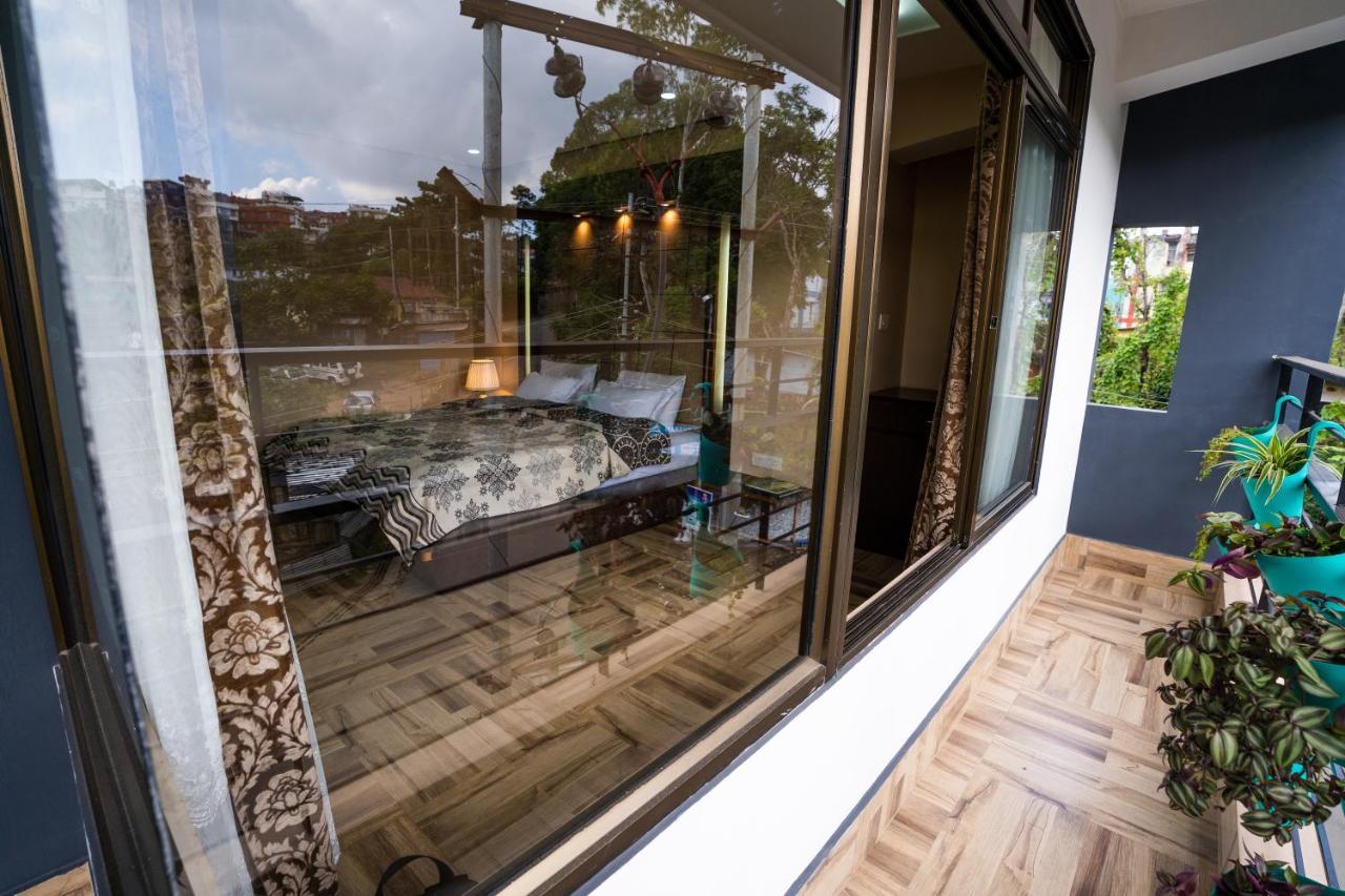 East Land Bed & Breakfast Σιλόνγκ Εξωτερικό φωτογραφία