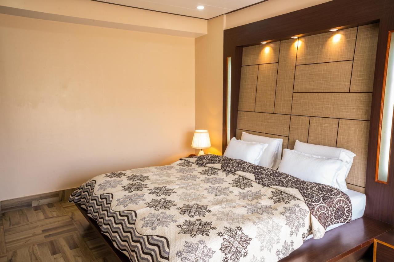 East Land Bed & Breakfast Σιλόνγκ Εξωτερικό φωτογραφία