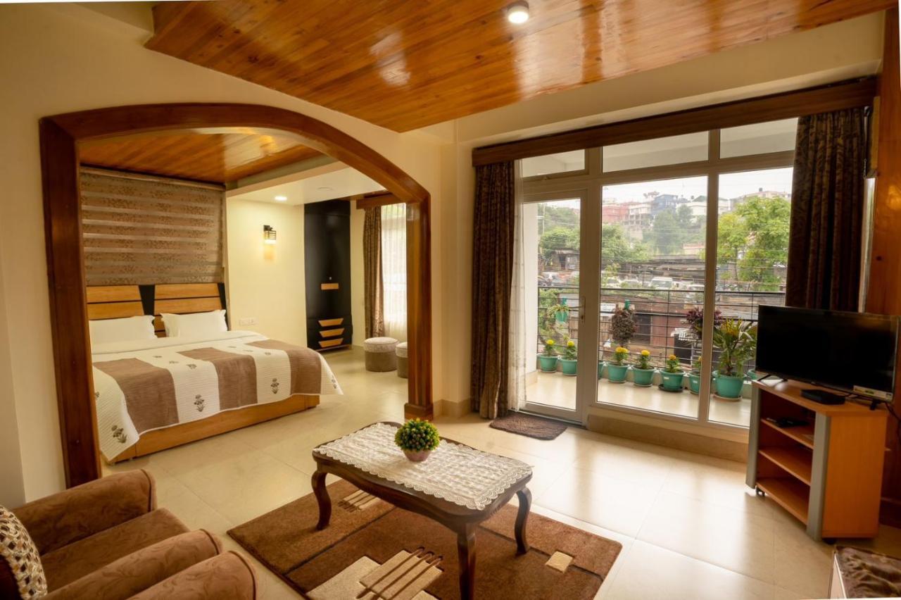 East Land Bed & Breakfast Σιλόνγκ Εξωτερικό φωτογραφία