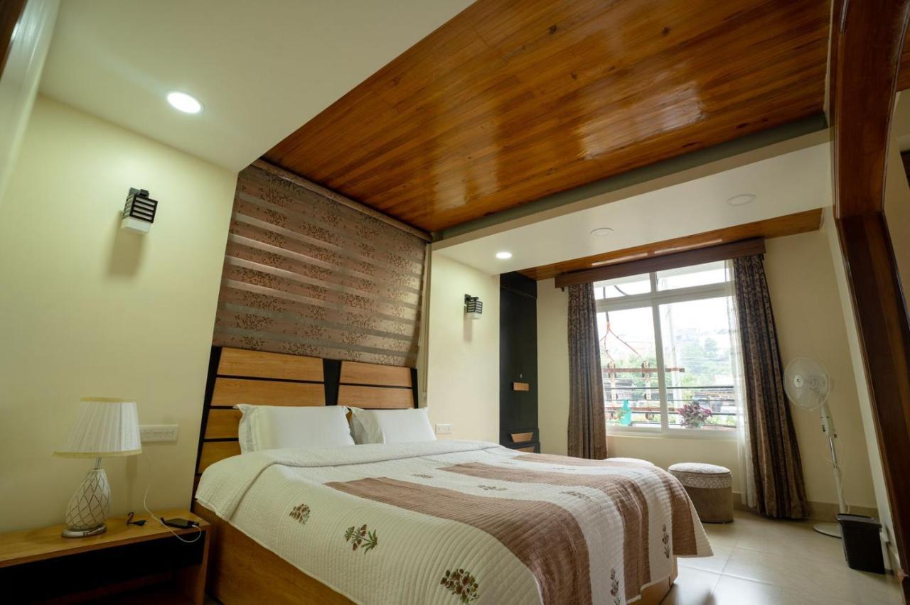 East Land Bed & Breakfast Σιλόνγκ Εξωτερικό φωτογραφία