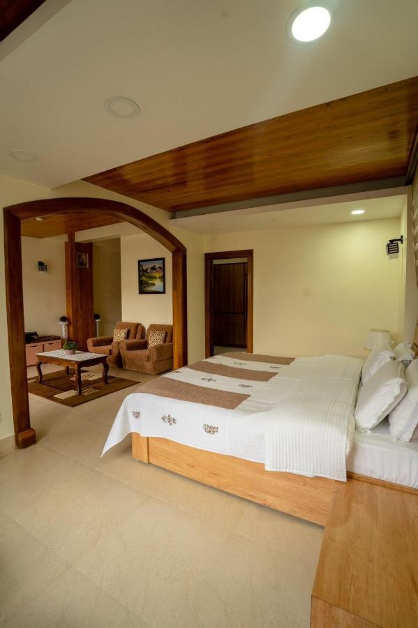 East Land Bed & Breakfast Σιλόνγκ Εξωτερικό φωτογραφία